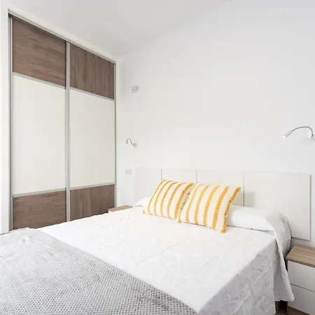 Home2book Sea Front Teresitas 5 Apartamento *